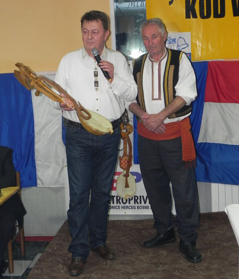 Tucanje babe tucanje babe