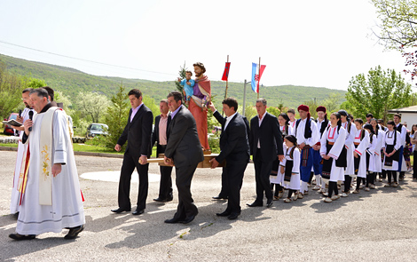 sv Josip Radnik - Izbično